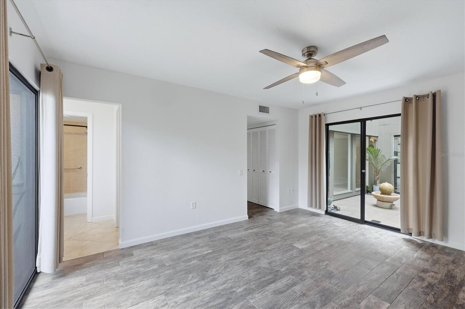 135 WOODLAND PL, OSPREY, FL, 34229