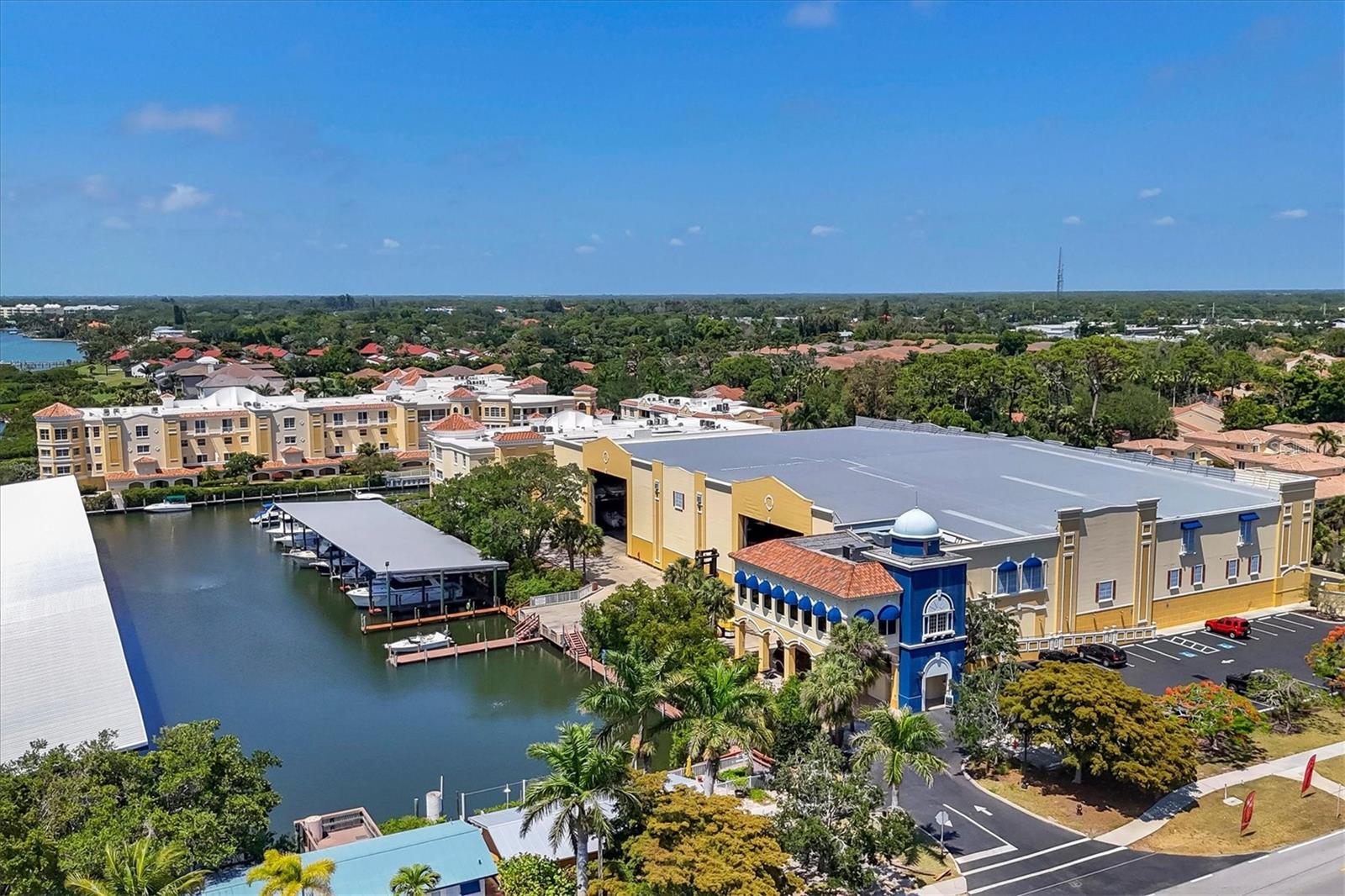 135 WOODLAND PL, OSPREY, FL, 34229