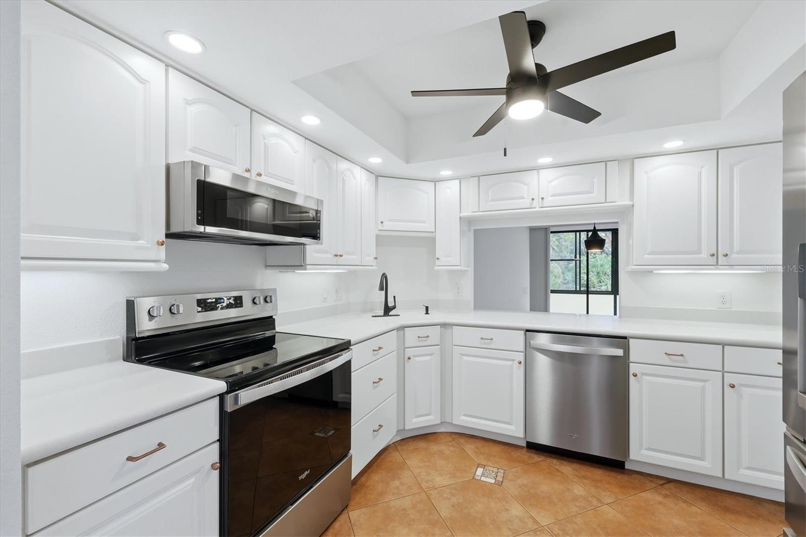 135 WOODLAND PL, OSPREY, FL, 34229
