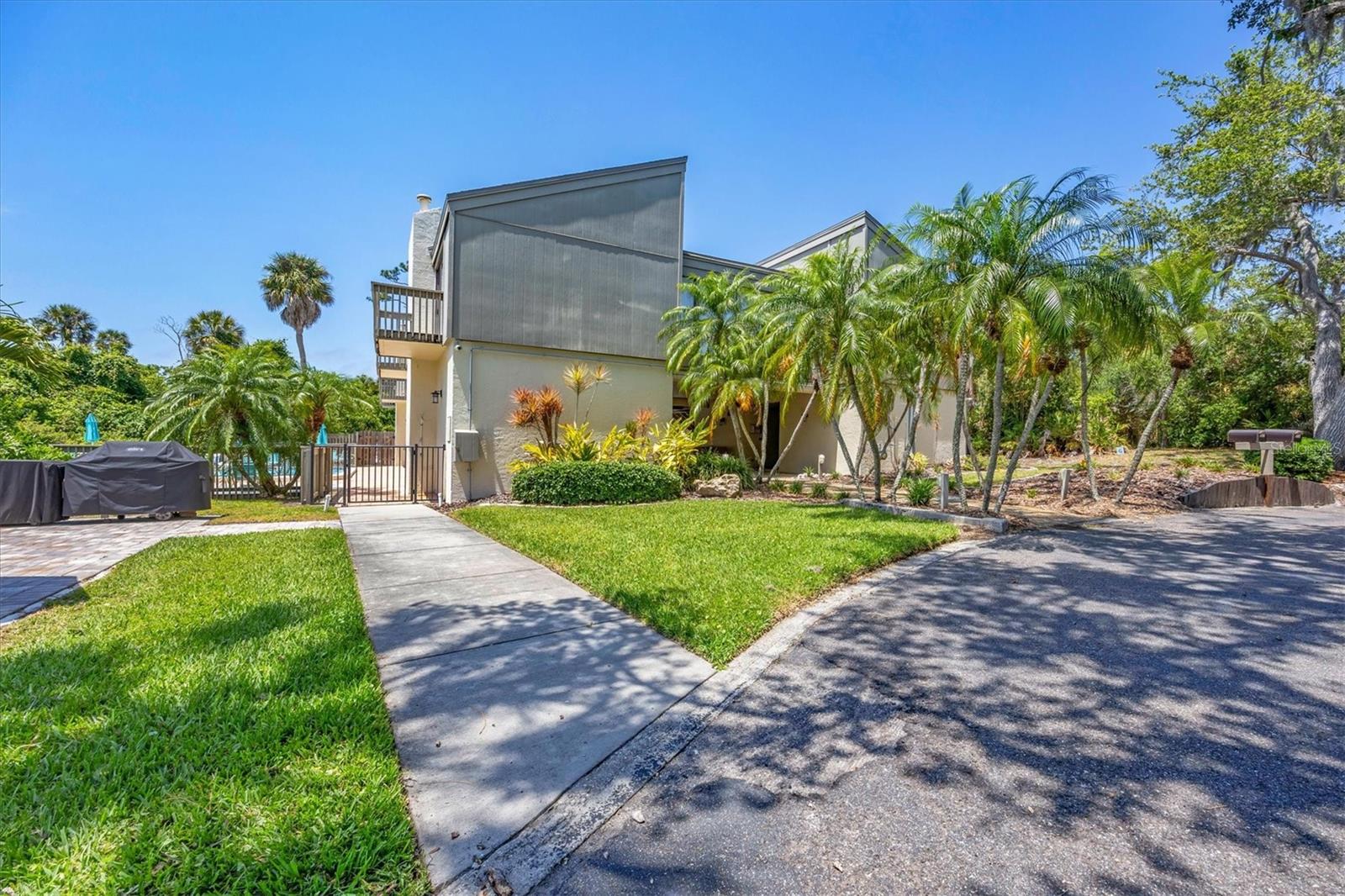 135 WOODLAND PL, OSPREY, FL, 34229