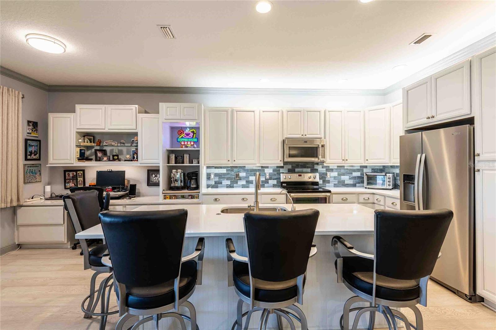 6741 VISTA DEL LAGO AVE, LAND O LAKES, FL, 34637