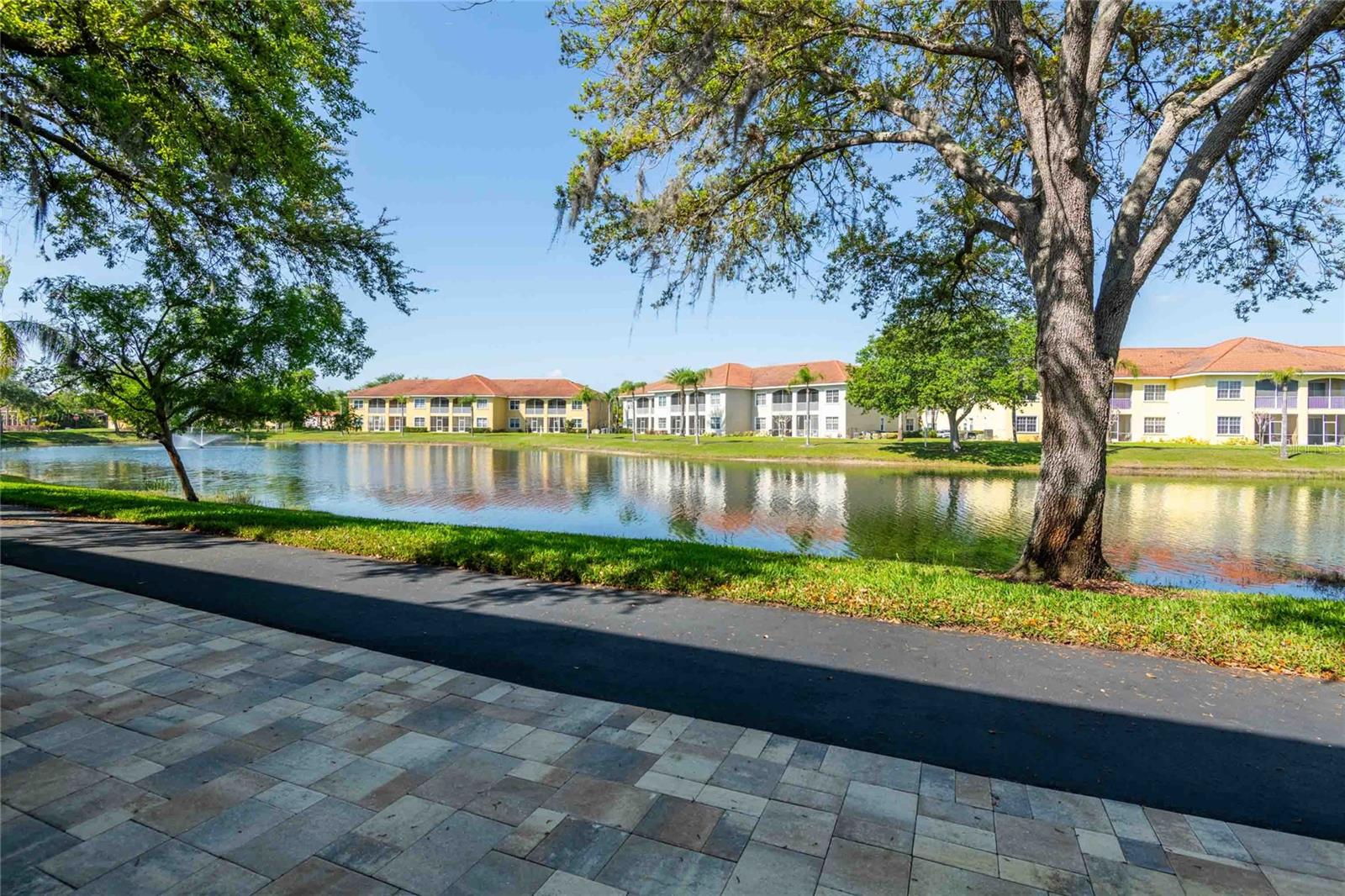 6741 VISTA DEL LAGO AVE, LAND O LAKES, FL, 34637