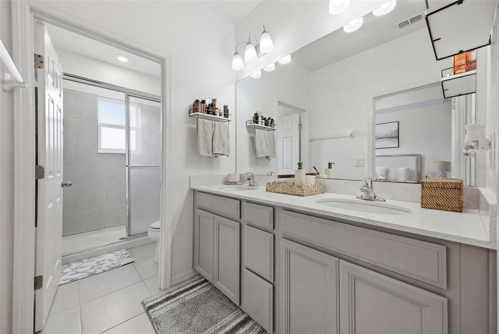 5734 SPOTTED HARRIER WAY, LITHIA, FL, 33547