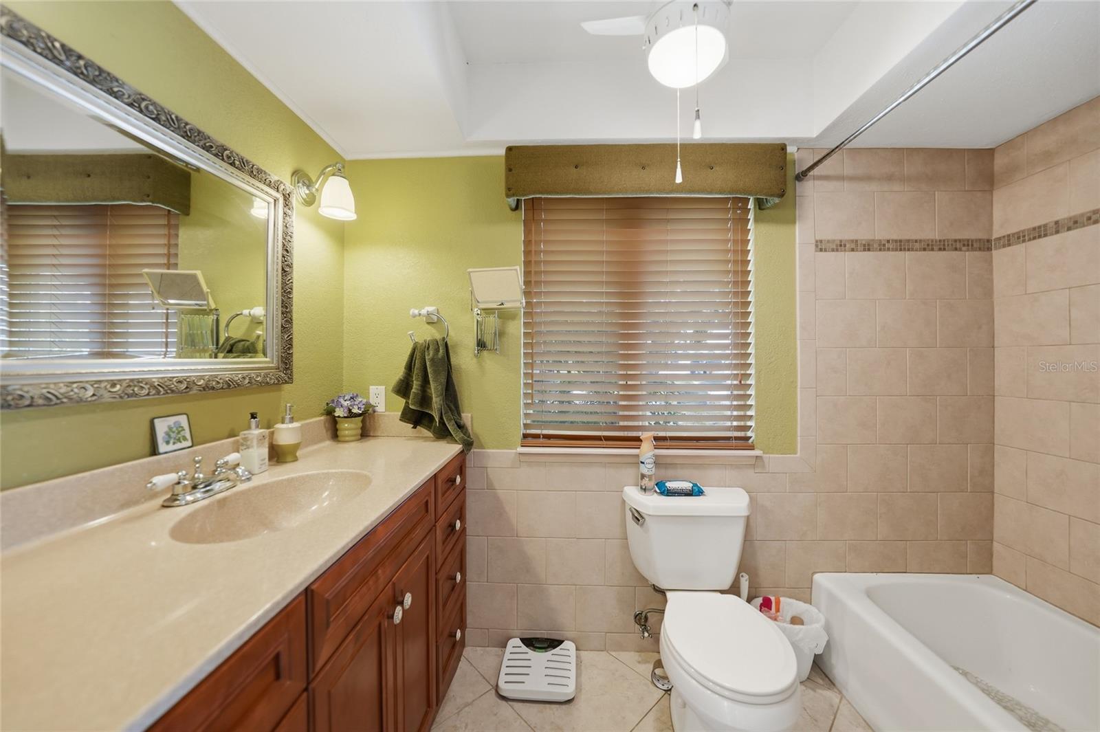 76 WINDSOR DR, ENGLEWOOD, FL, 34223