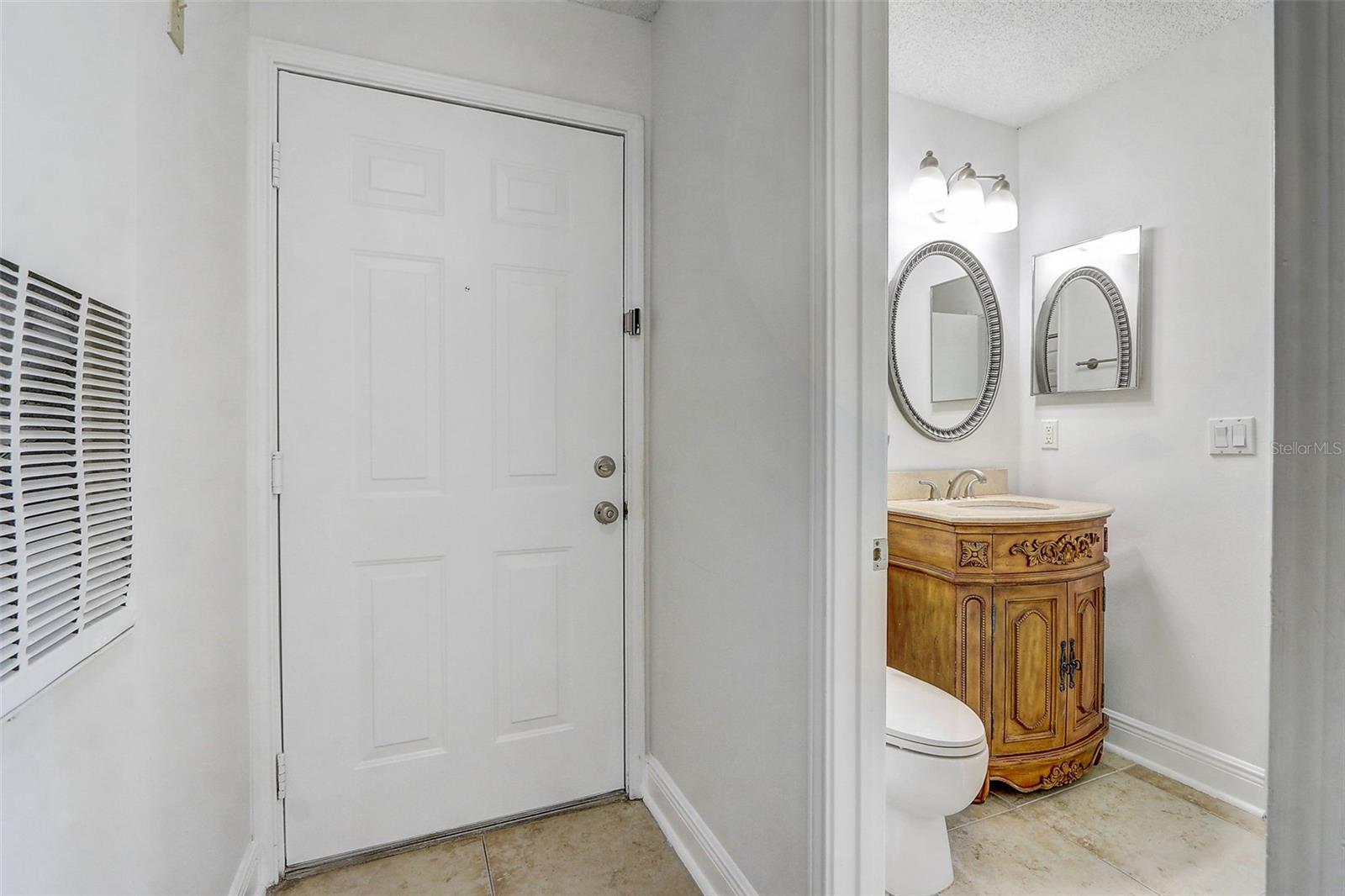 708 SECRET HARBOR UNIT 204 LN #204, LAKE MARY, FL, 32746