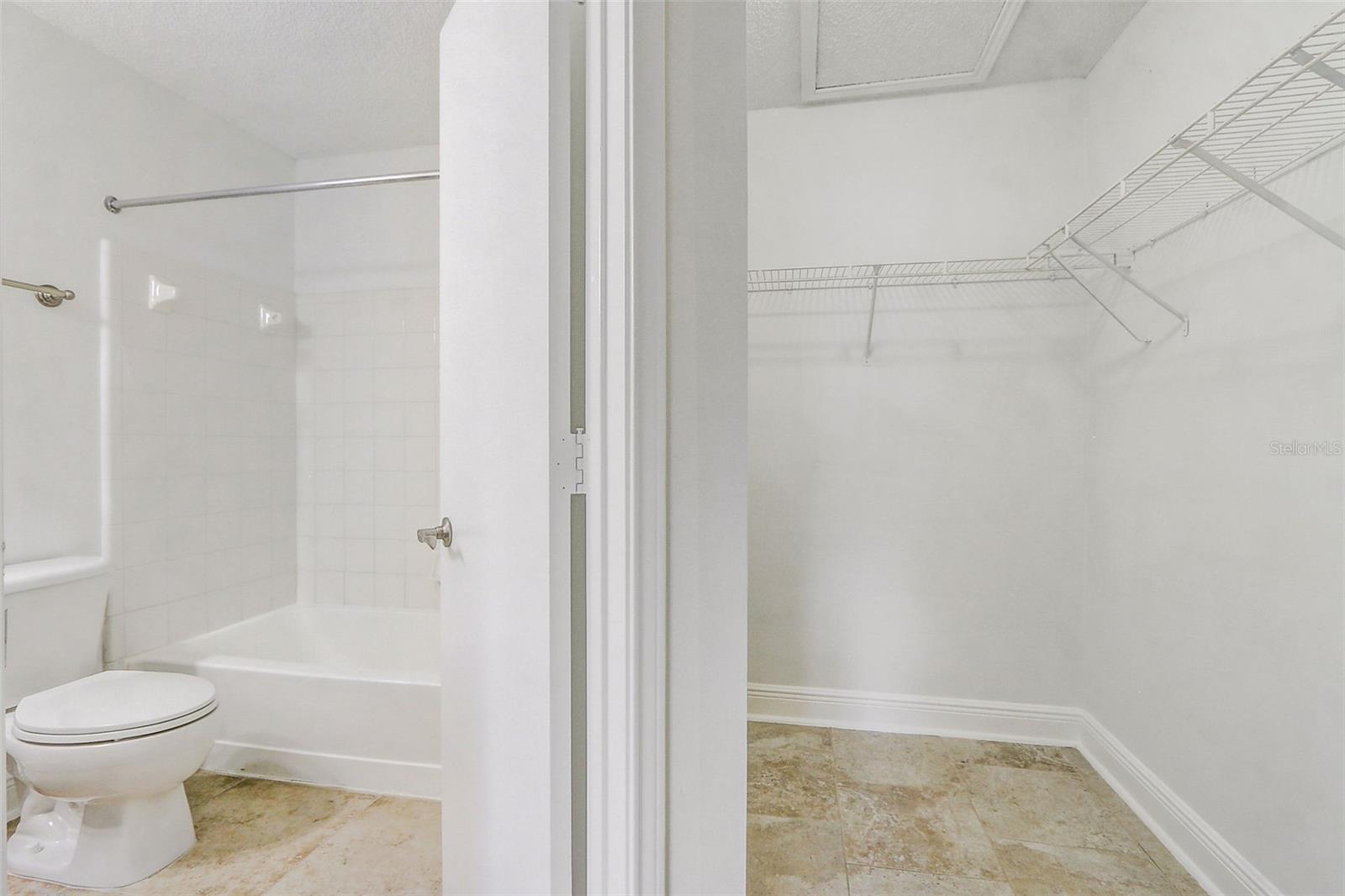 708 SECRET HARBOR UNIT 204 LN #204, LAKE MARY, FL, 32746