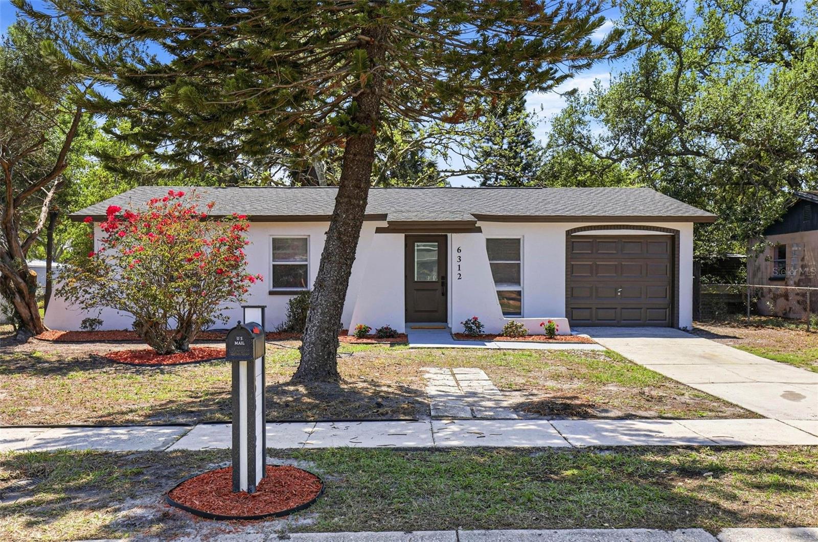 6312 S LANSDALE CIR, TAMPA, FL, 33616