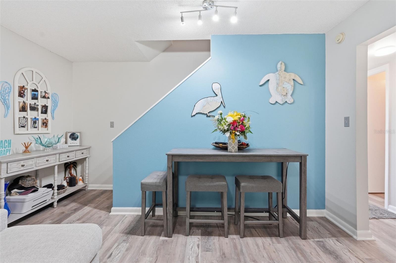 501 E BAY DR #202, LARGO, FL, 33770