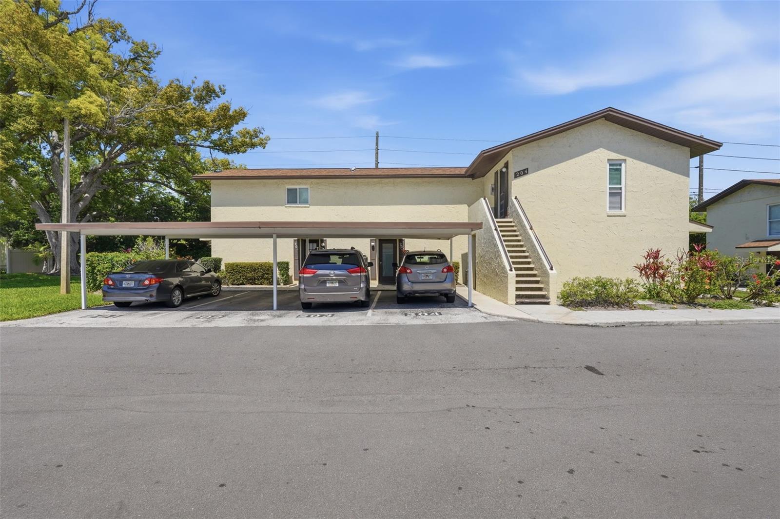501 E BAY DR #202, LARGO, FL, 33770