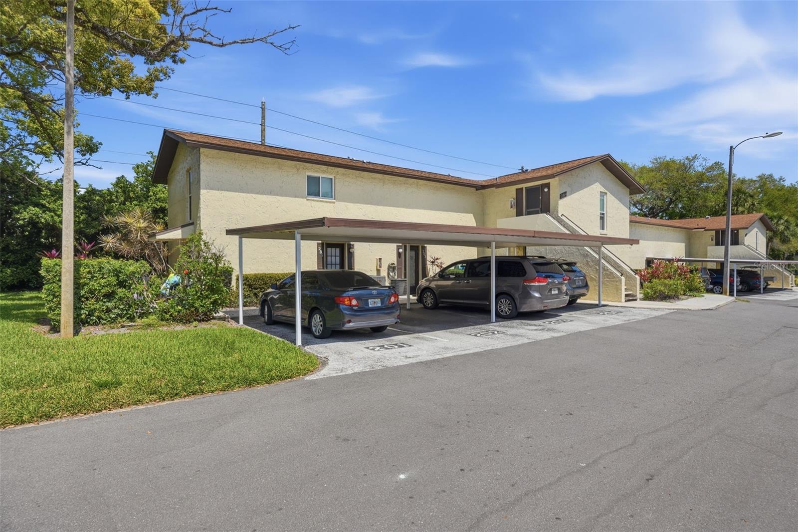 501 E BAY DR #202, LARGO, FL, 33770