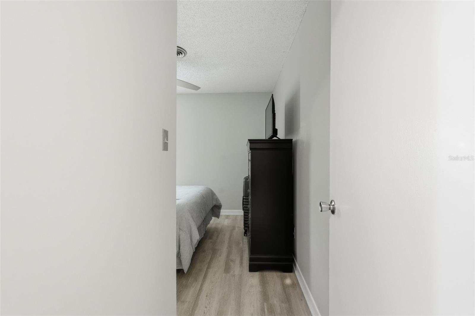 501 E BAY DR #202, LARGO, FL, 33770
