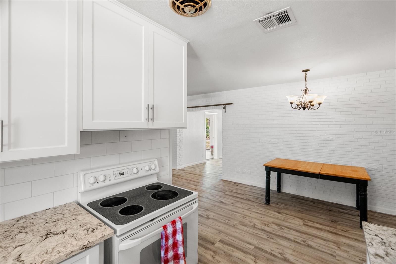 2027 E VALENCIA WAY E, CLEARWATER, FL, 33764