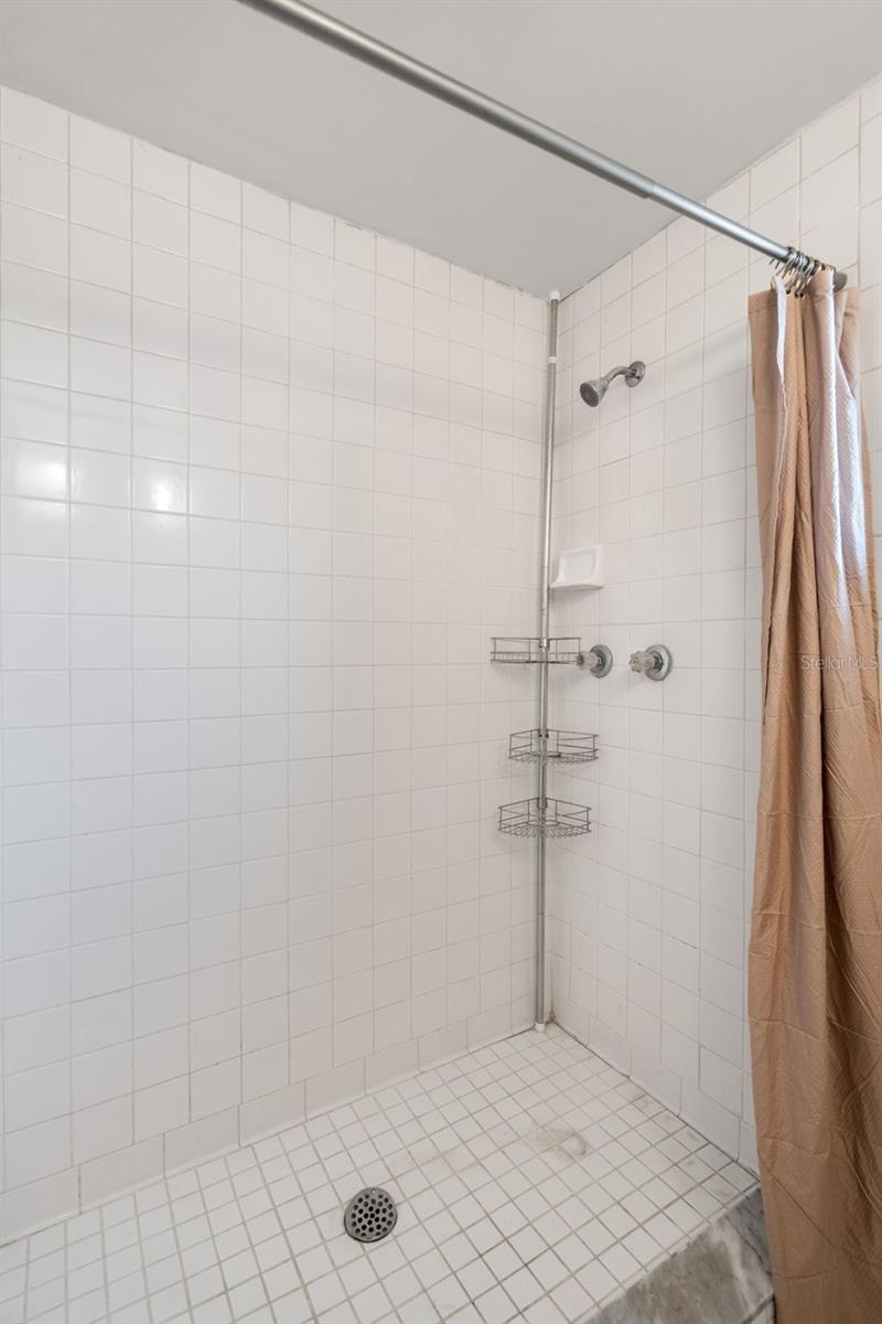 2027 E VALENCIA WAY E, CLEARWATER, FL, 33764