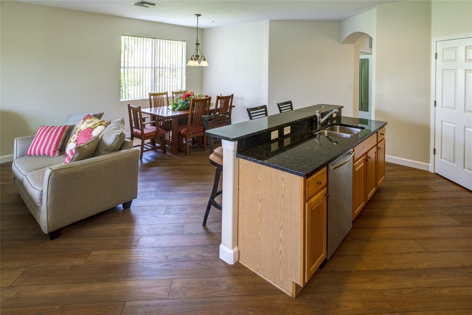 8385 KARPEAL DR #907, SARASOTA, FL, 34238