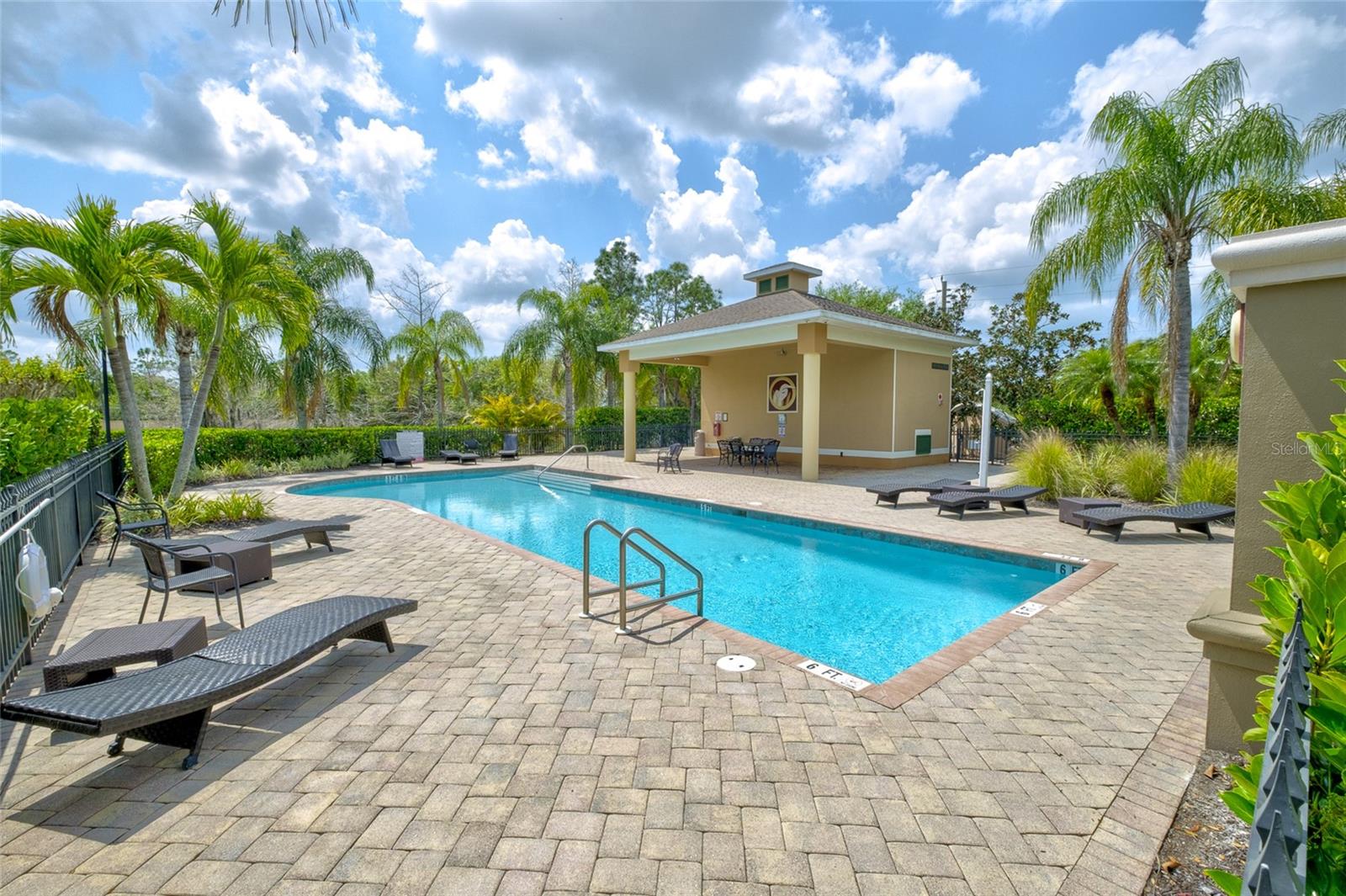 8385 KARPEAL DR #907, SARASOTA, FL, 34238