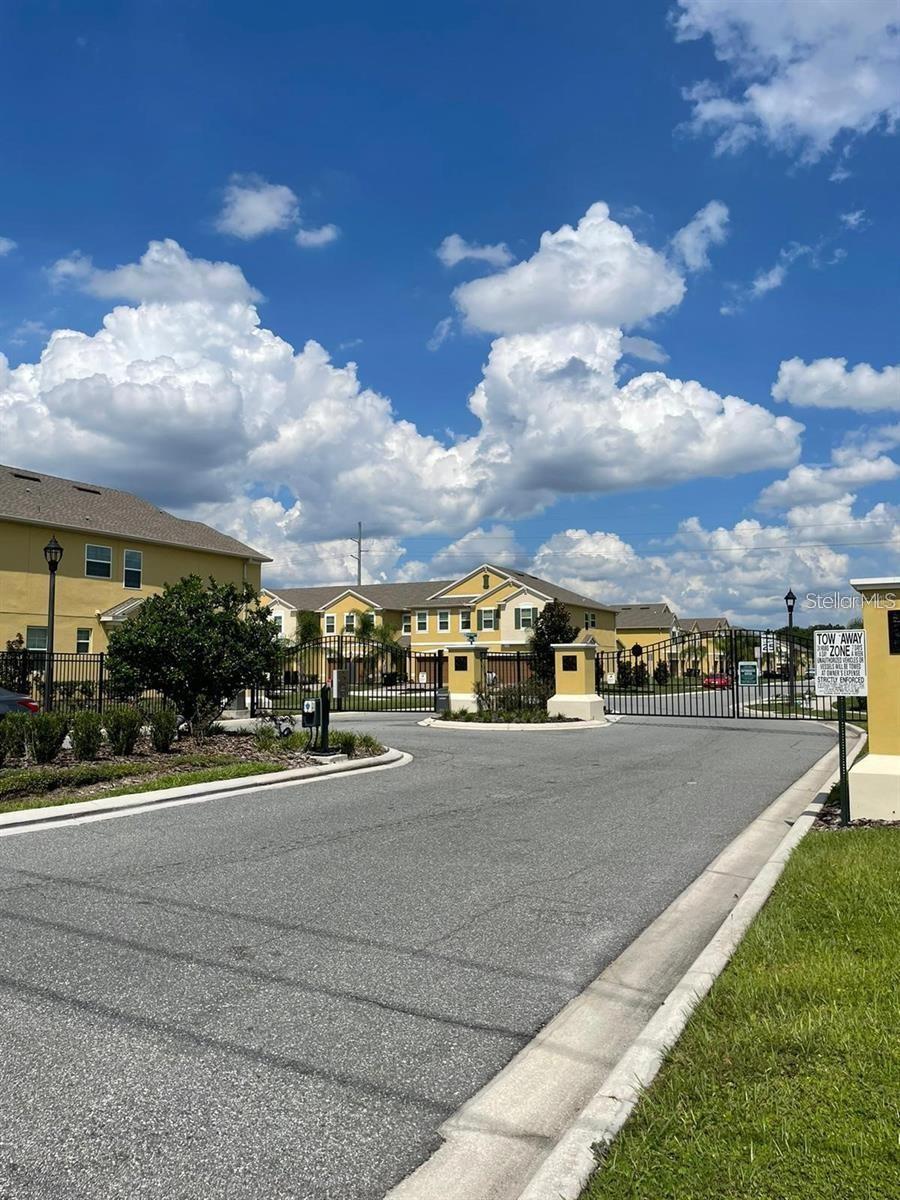 9884 RED EAGLE DR, ORLANDO, FL, 32825