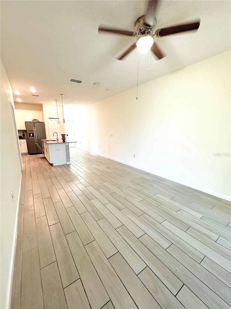 9884 RED EAGLE DR, ORLANDO, FL, 32825