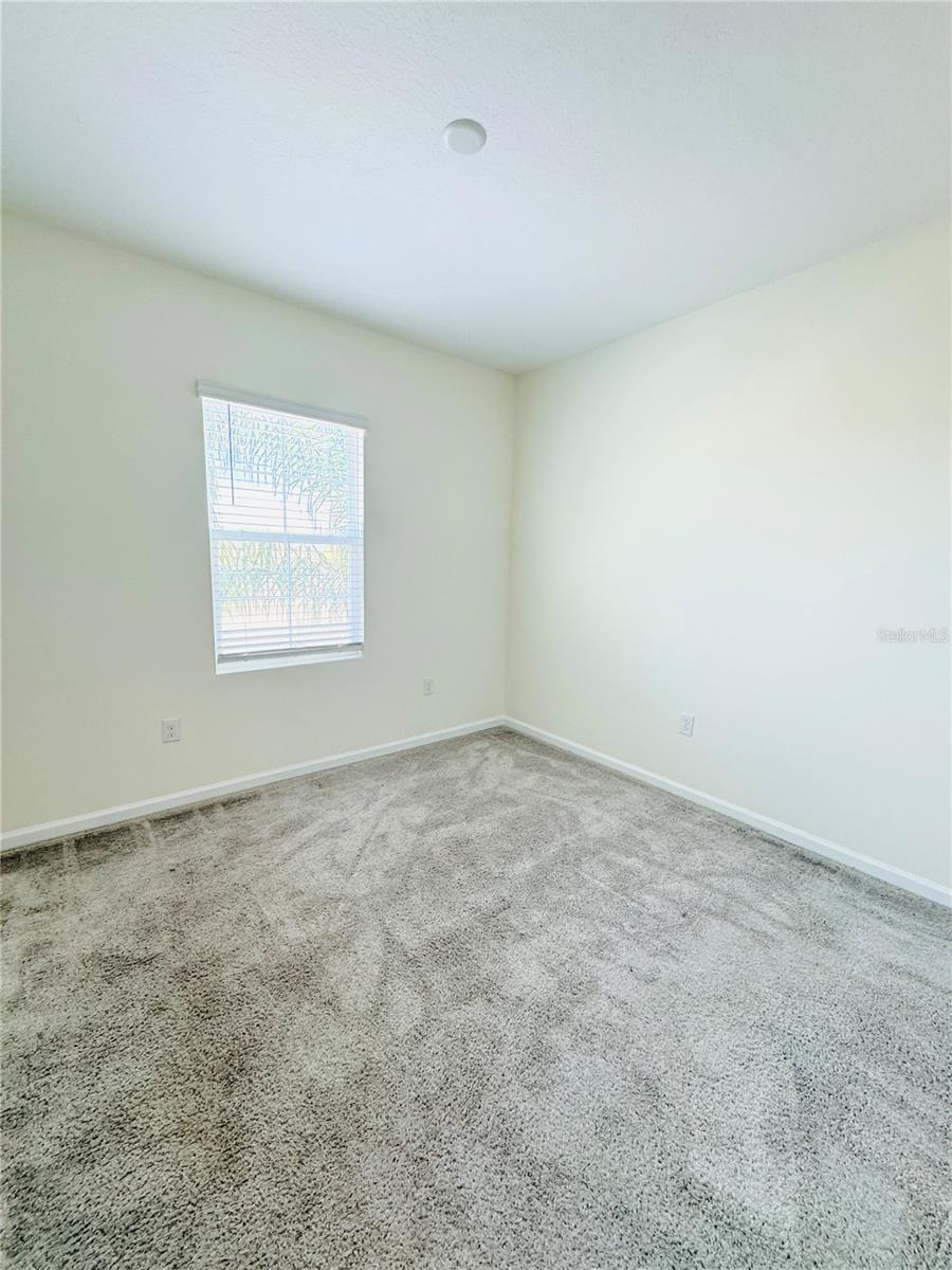 9884 RED EAGLE DR, ORLANDO, FL, 32825