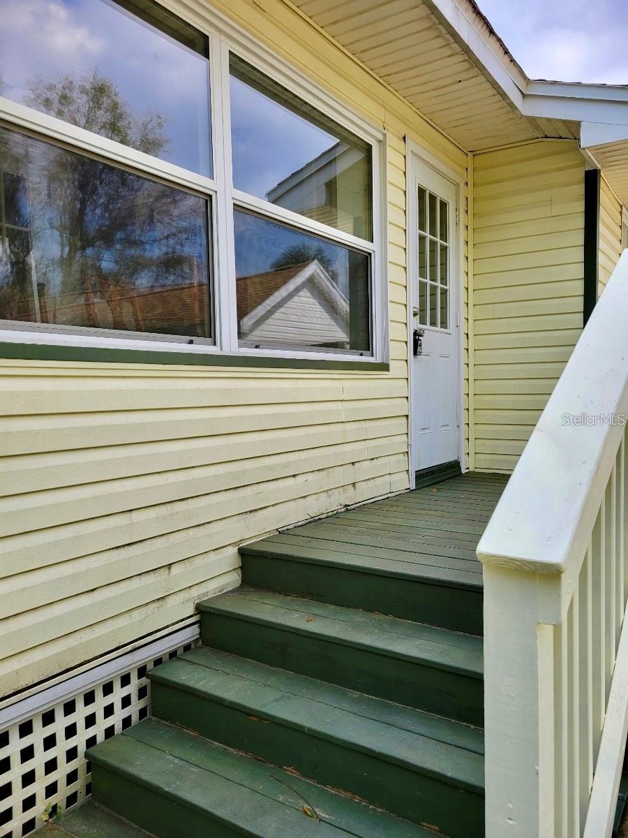 1411 E NEW YORK AVE, DELAND, FL, 32724