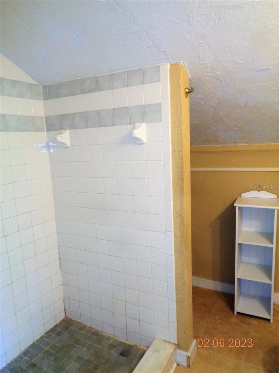 1411 E NEW YORK AVE, DELAND, FL, 32724