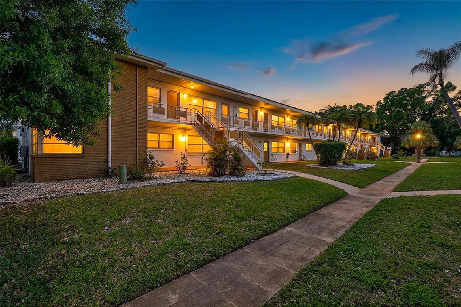 5940 21ST ST N #11, ST PETERSBURG, FL, 33714