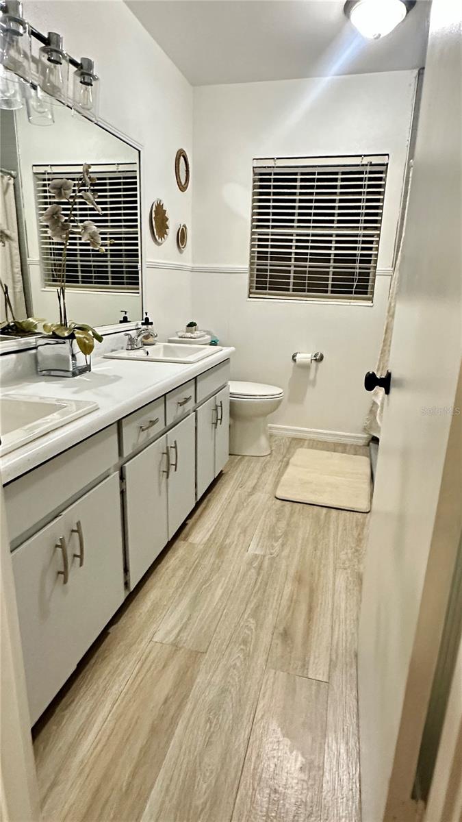 628 W SEMINOLE AVE, EUSTIS, FL, 32726