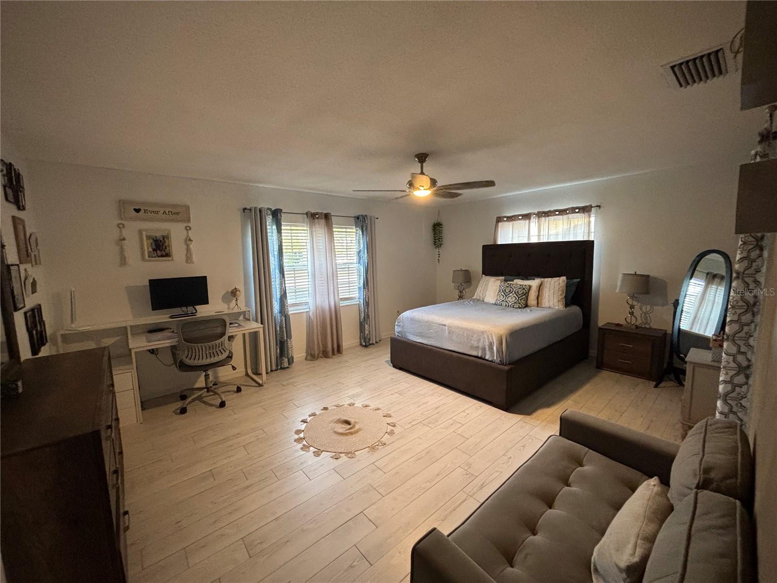 628 W SEMINOLE AVE, EUSTIS, FL, 32726