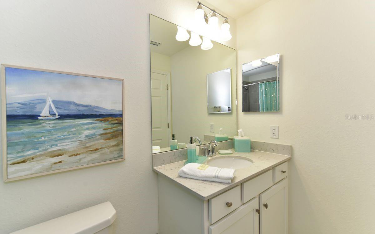 17724 GAWTHROP DR #103, BRADENTON, FL, 34211