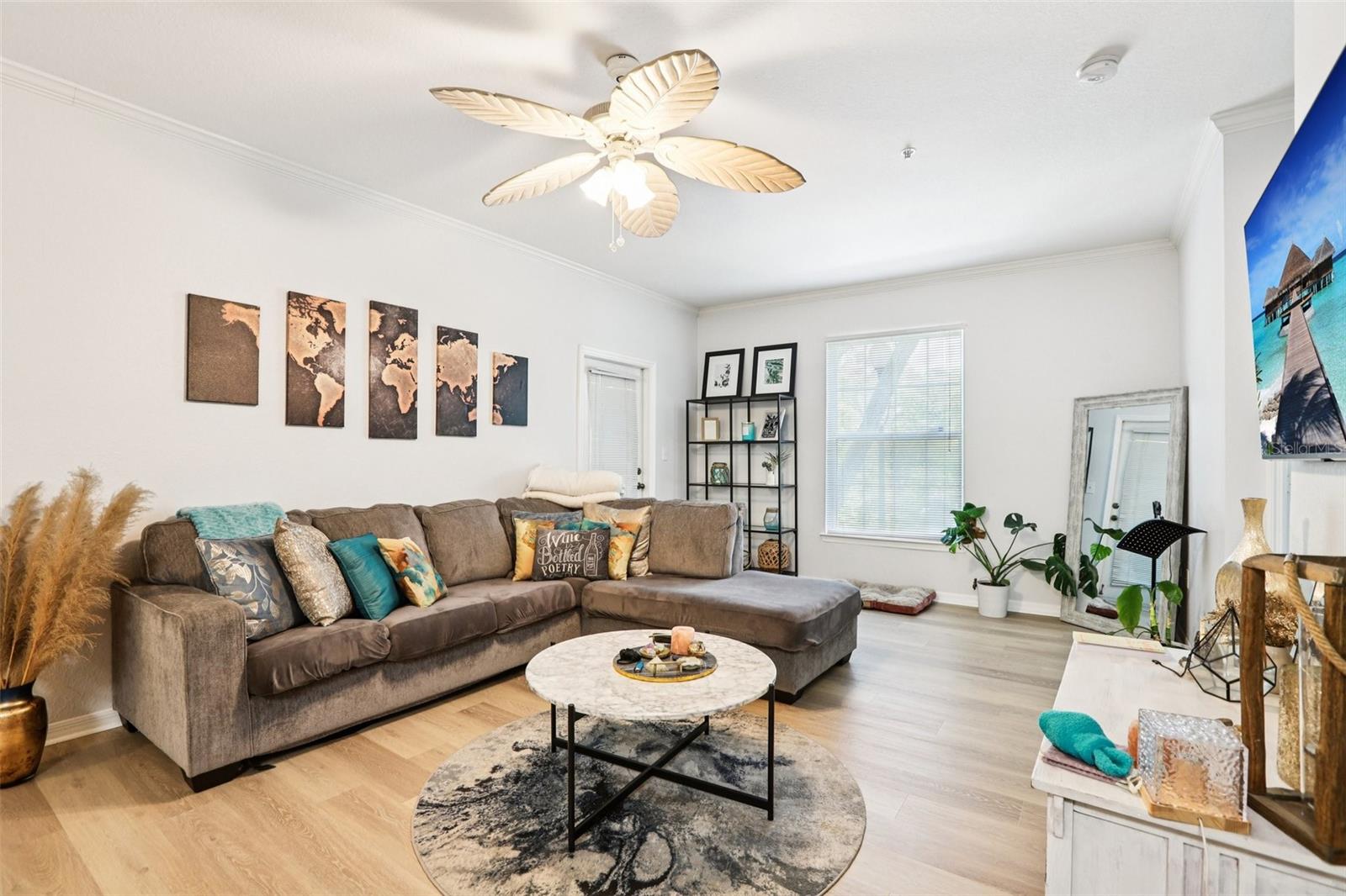 10125 COURTNEY PALMS BLVD #201, TAMPA, FL, 33619