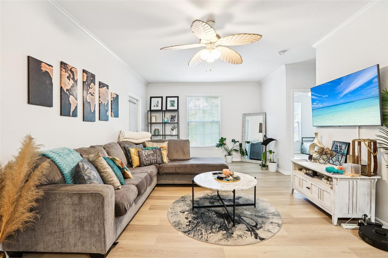 10125 COURTNEY PALMS BLVD #201, TAMPA, FL, 33619