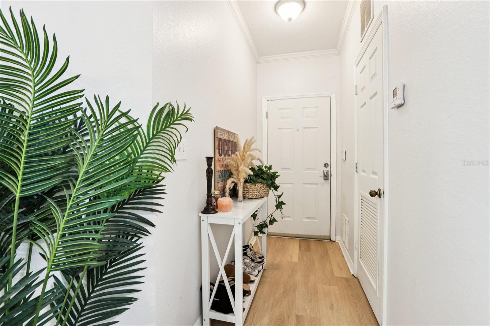 10125 COURTNEY PALMS BLVD #201, TAMPA, FL, 33619