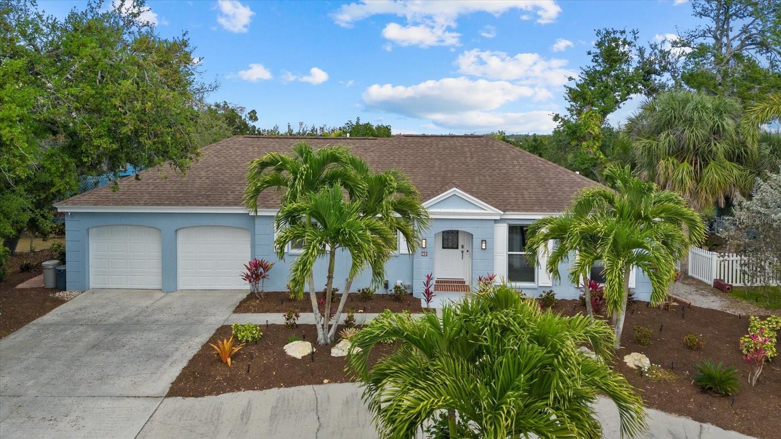 704 TROPICAL CIR, SARASOTA, FL, 34242