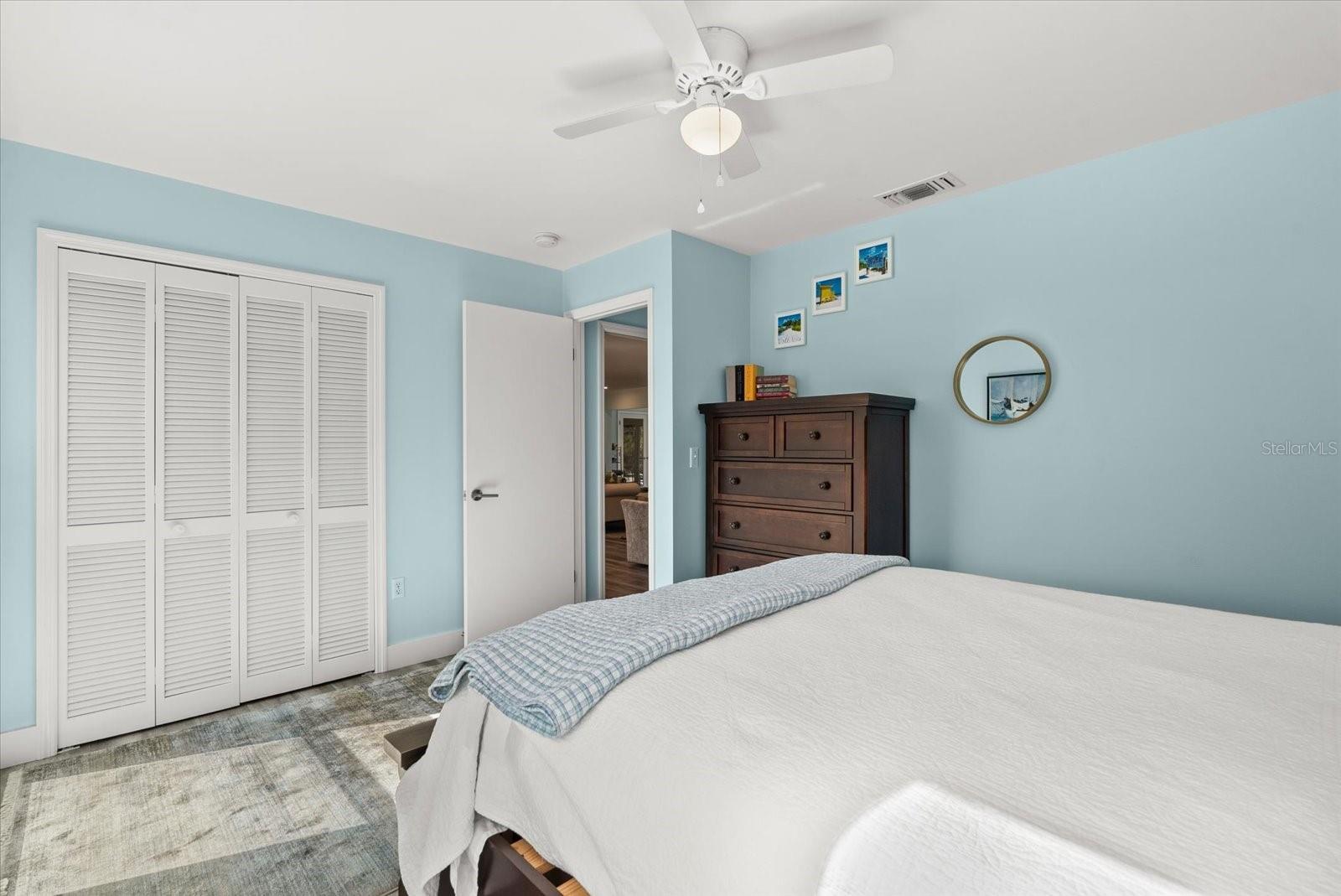 704 TROPICAL CIR, SARASOTA, FL, 34242