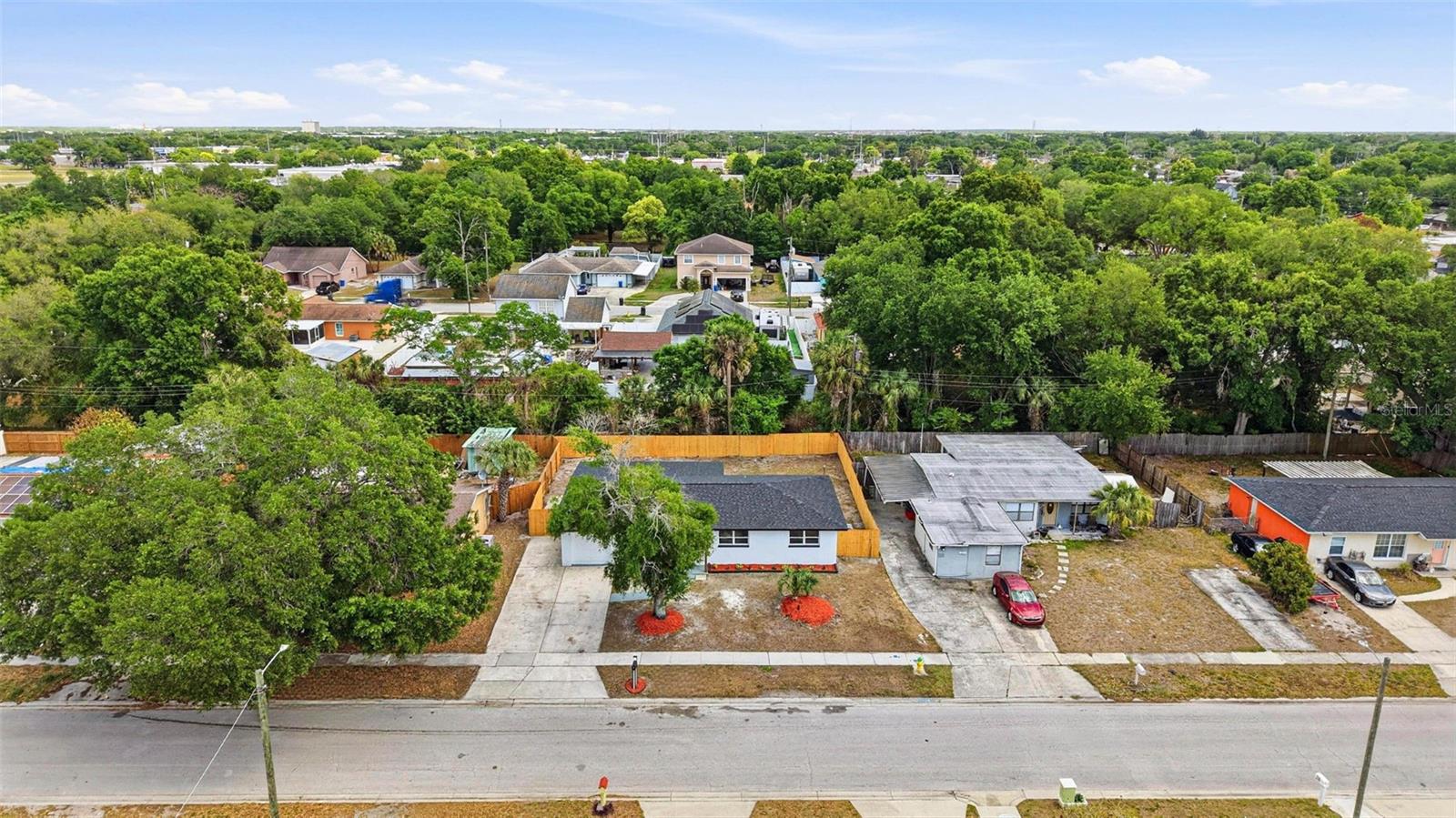 1212 JULIAN LANE DR, TAMPA, FL, 33619