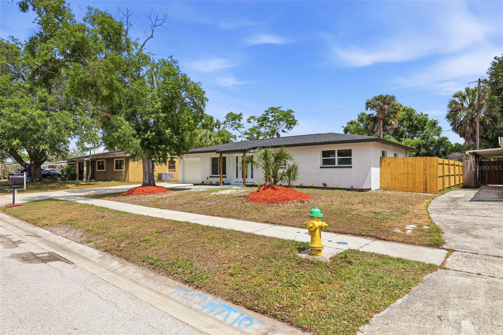 1212 JULIAN LANE DR, TAMPA, FL, 33619
