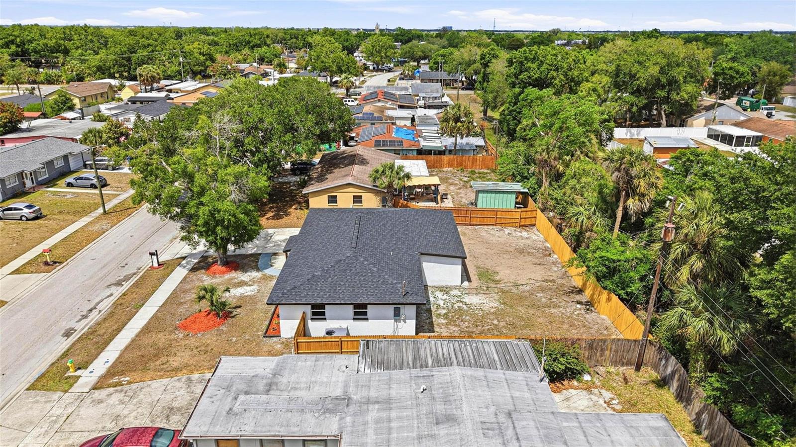 1212 JULIAN LANE DR, TAMPA, FL, 33619
