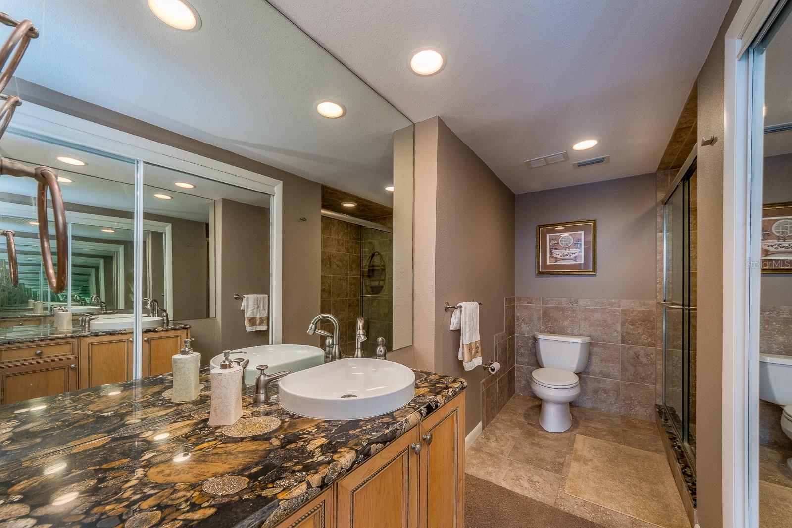 second ensuite bathroom