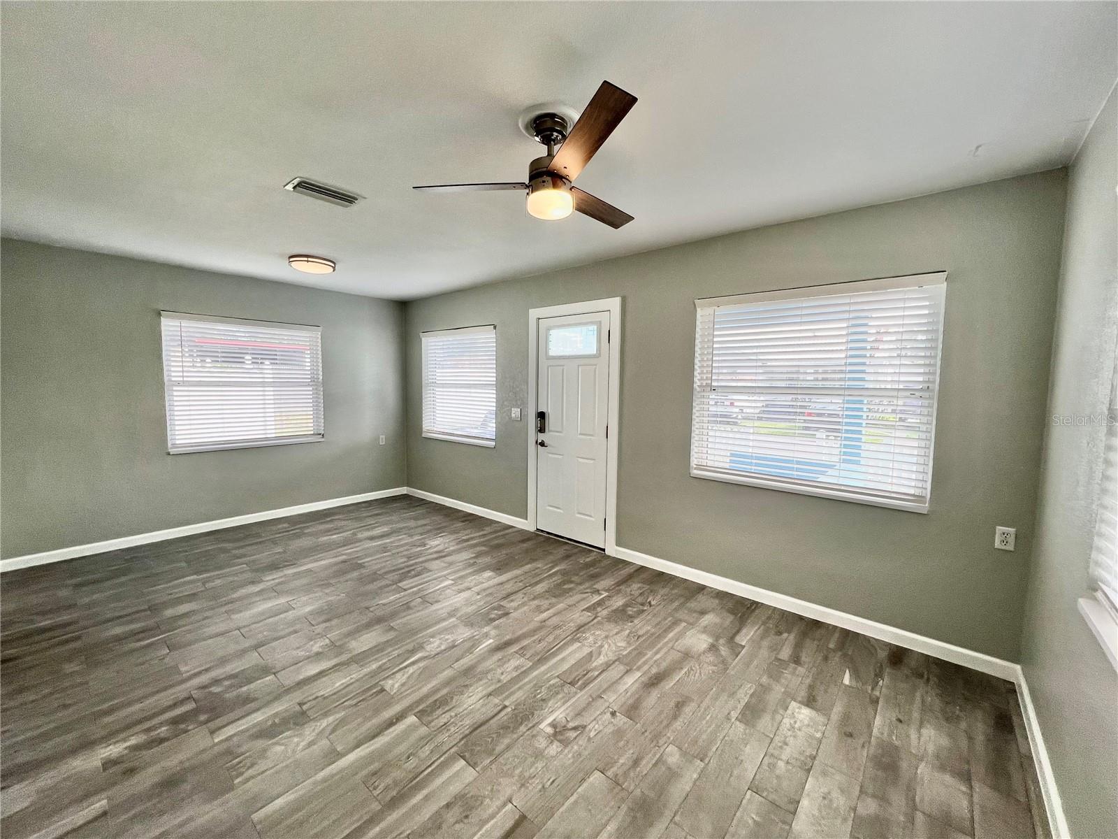 107 W MINNEHAHA ST, TAMPA, FL, 33604
