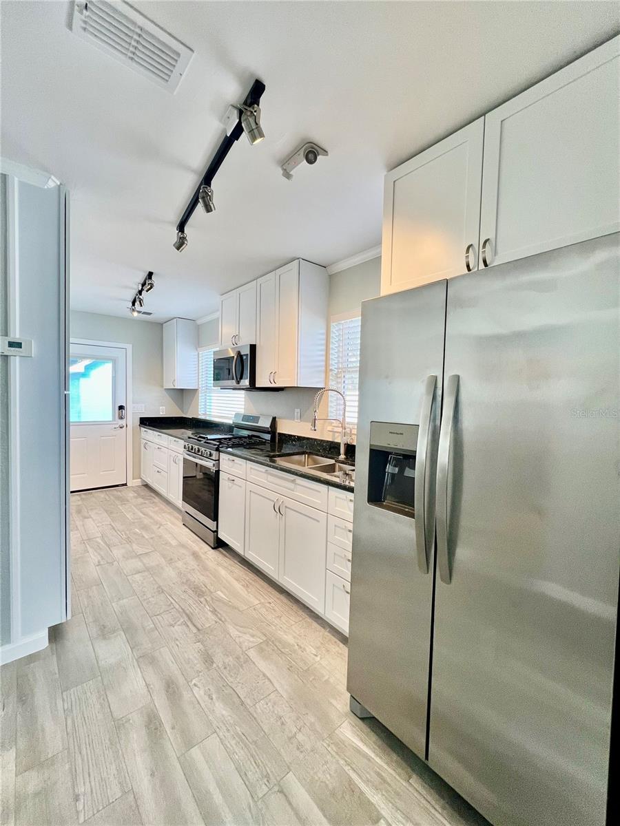 107 W MINNEHAHA ST, TAMPA, FL, 33604