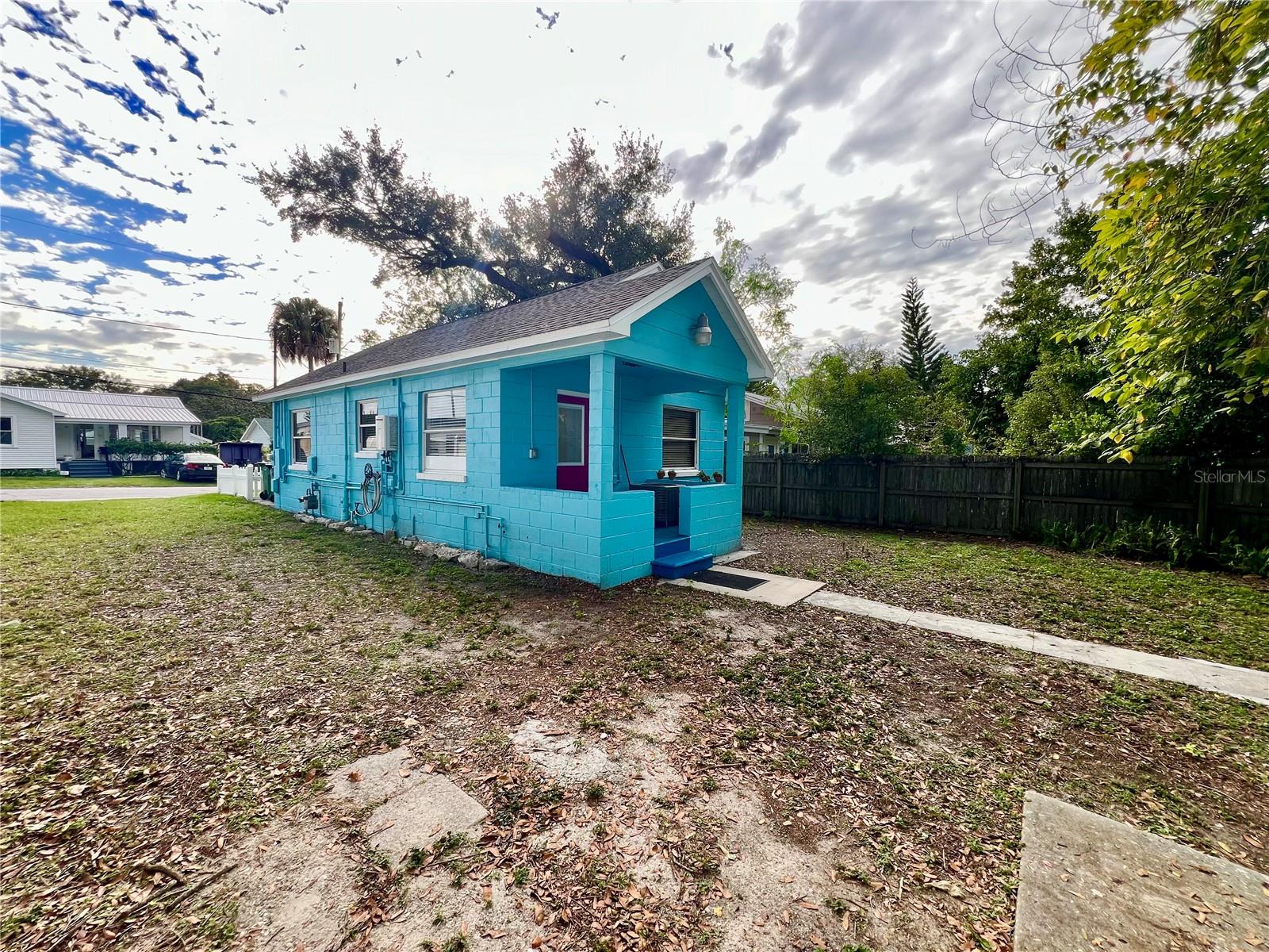 107 W MINNEHAHA ST, TAMPA, FL, 33604