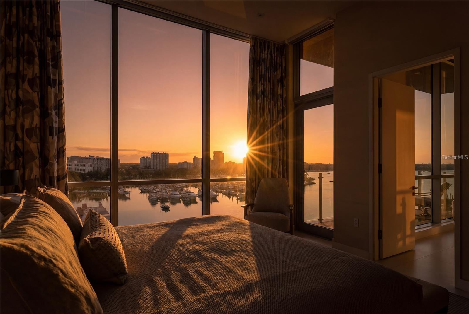 111 GOLDEN GATE PT #802PH, SARASOTA, FL, 34236