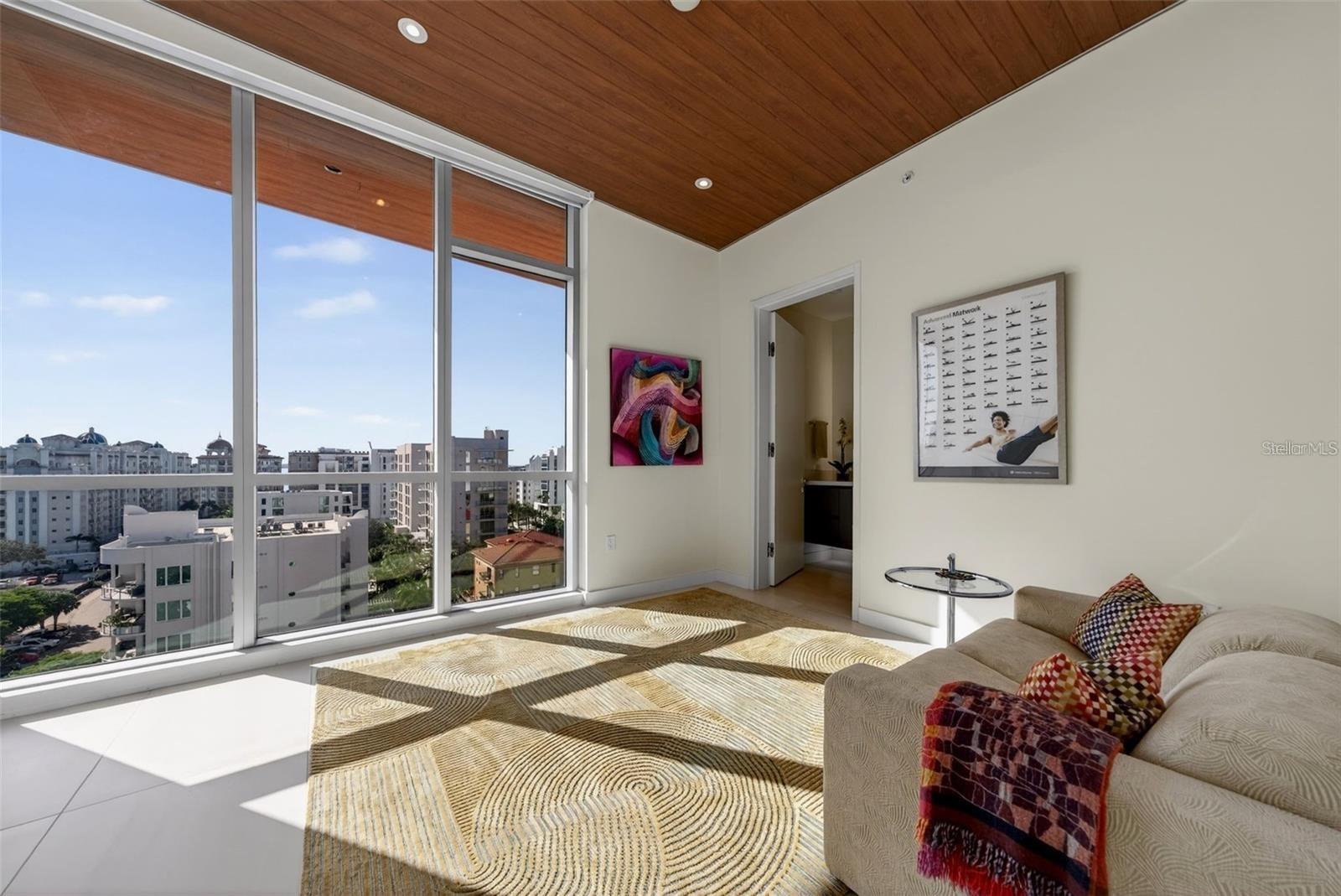 111 GOLDEN GATE PT #802PH, SARASOTA, FL, 34236