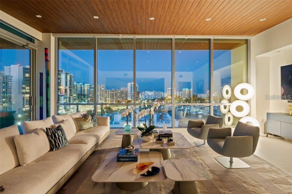 111 GOLDEN GATE PT #802PH, SARASOTA, FL, 34236