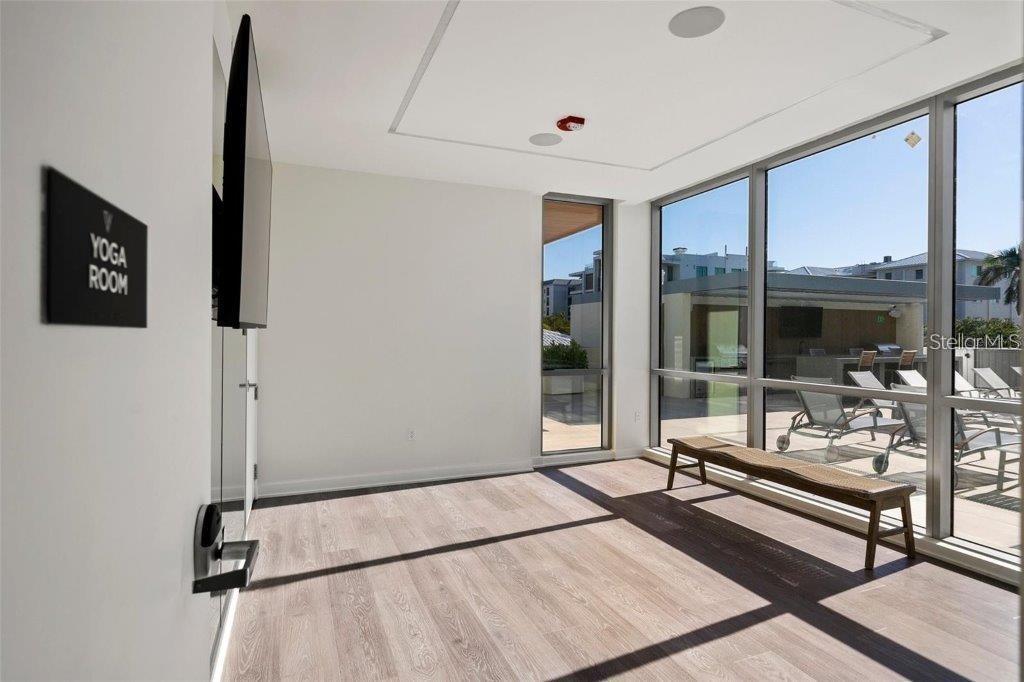 111 GOLDEN GATE PT #802PH, SARASOTA, FL, 34236