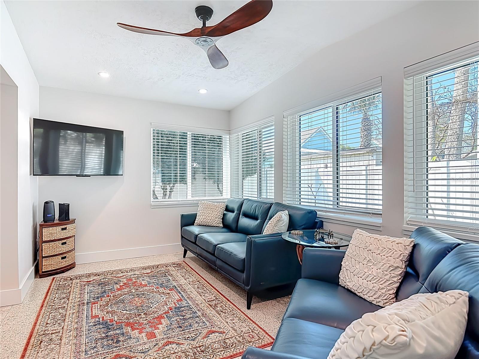 214 CONDICT DR, NEW SMYRNA BEACH, FL, 32169