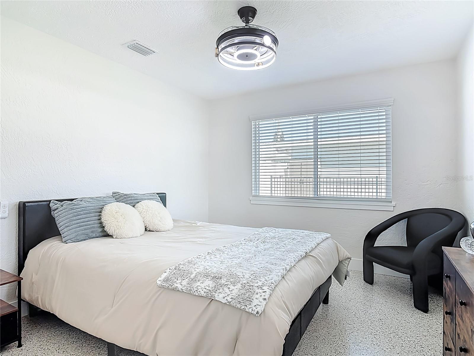214 CONDICT DR, NEW SMYRNA BEACH, FL, 32169