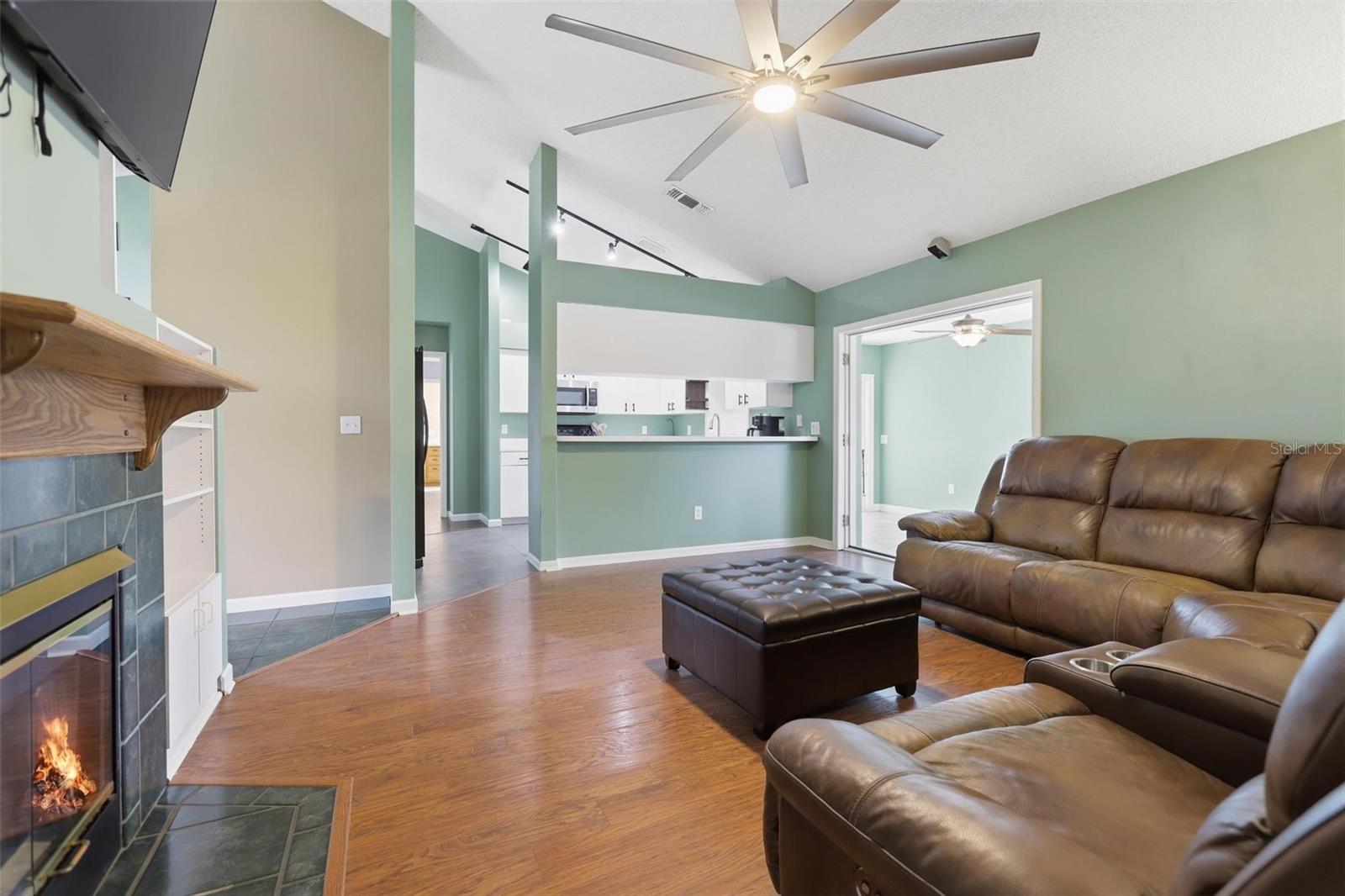 731 EDGEWILD CT, ORANGE CITY, FL, 32763