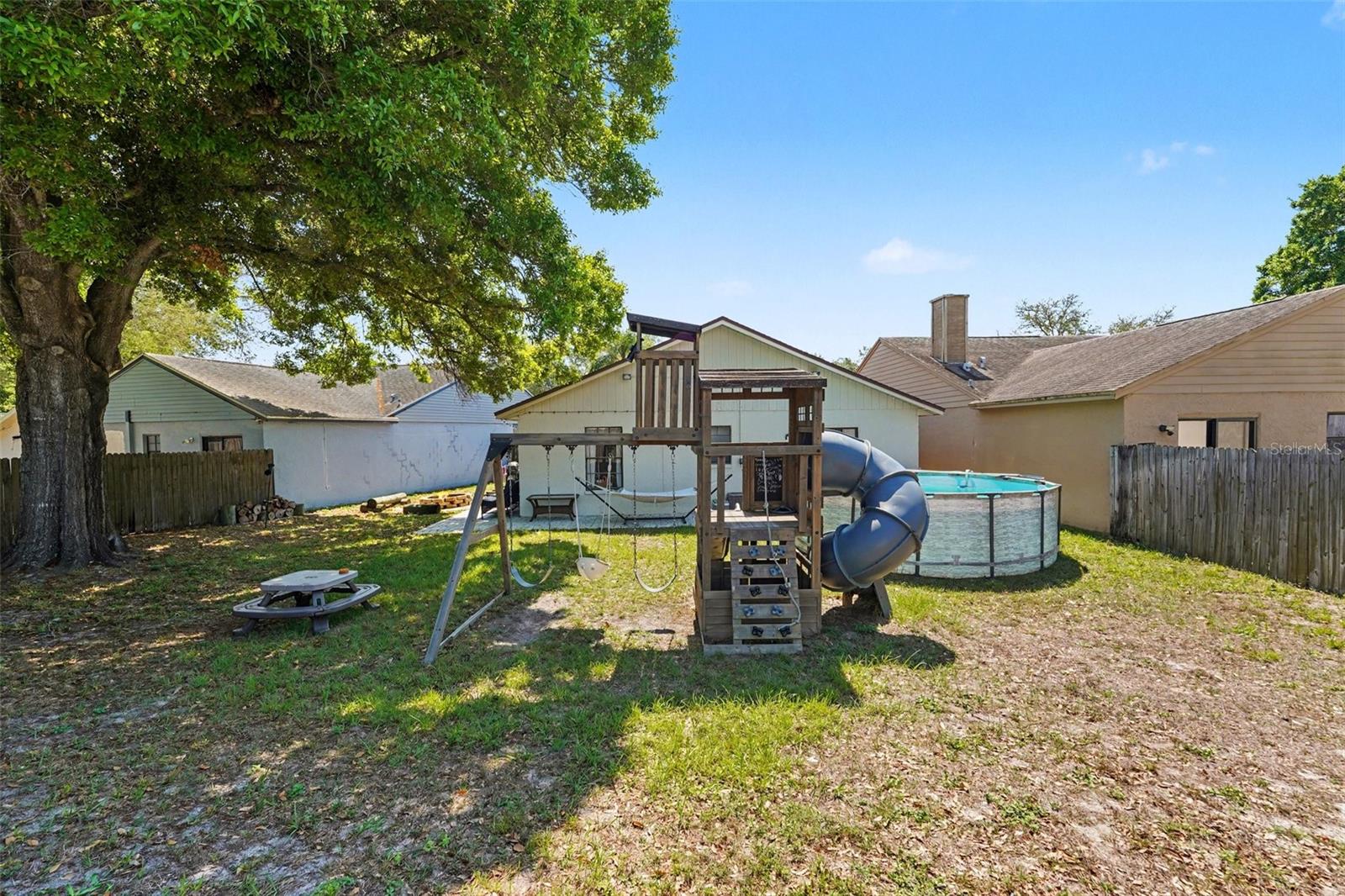 516 SHERIDAN DR, PALM HARBOR, FL, 34684