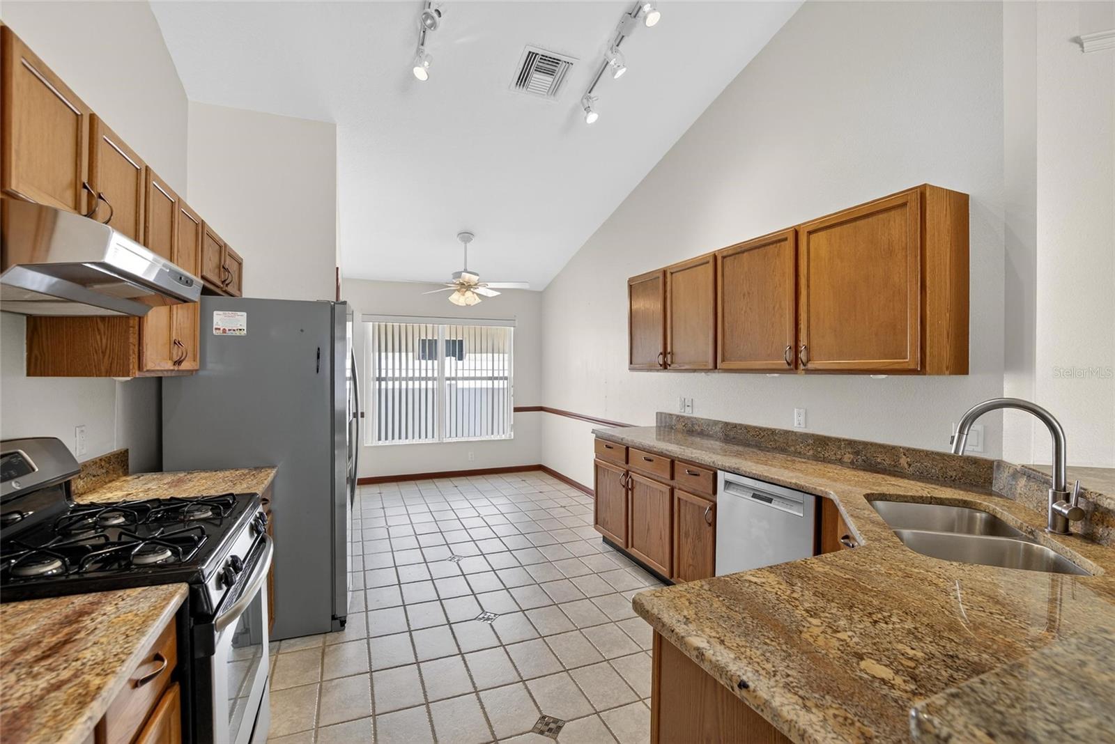 10122 SOMERSBY DR, RIVERVIEW, FL, 33578