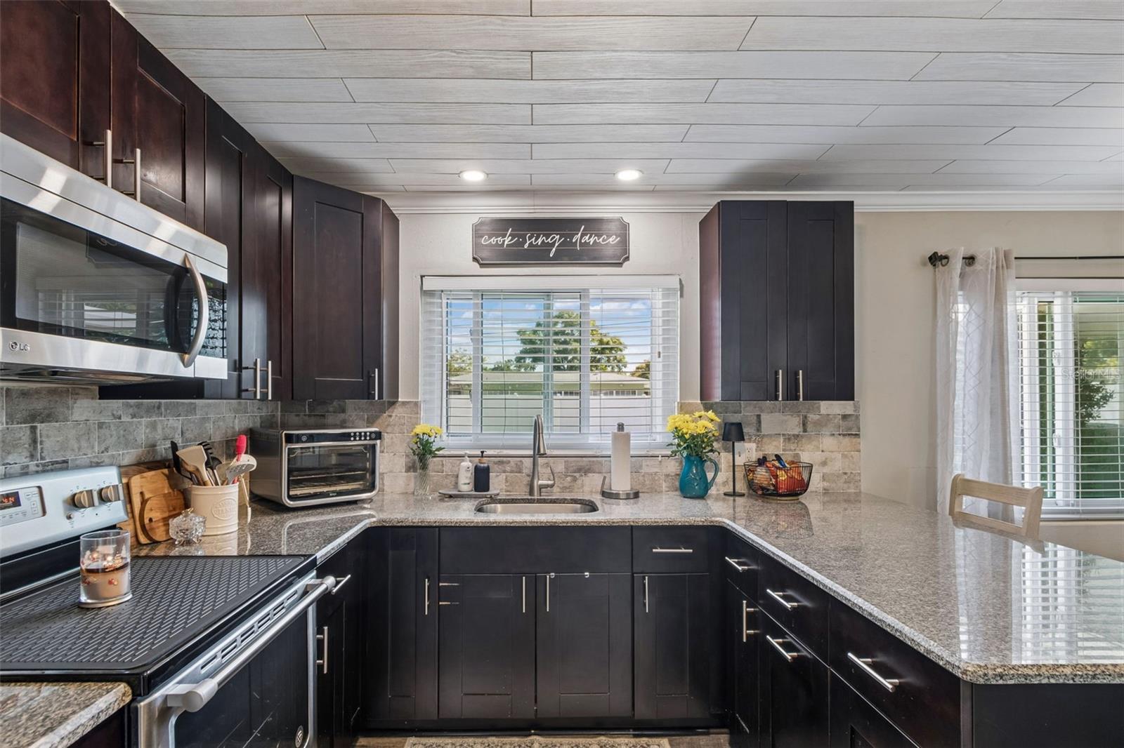 1461 SATSUMA ST, CLEARWATER, FL, 33756